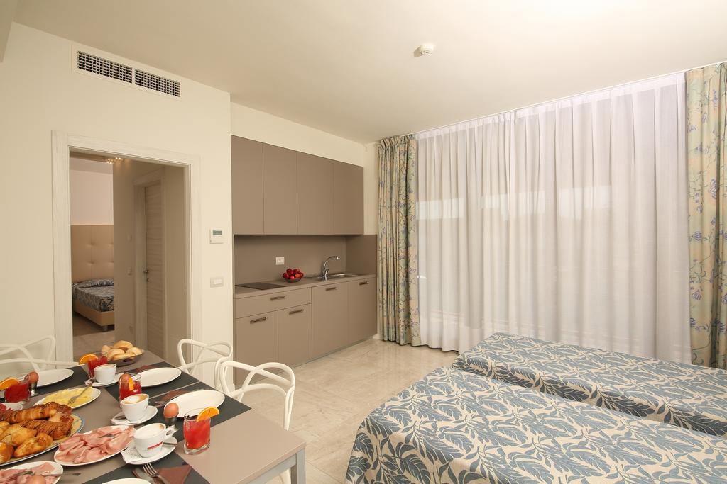 Hotel Residence Holiday Сірміоне Екстер'єр фото